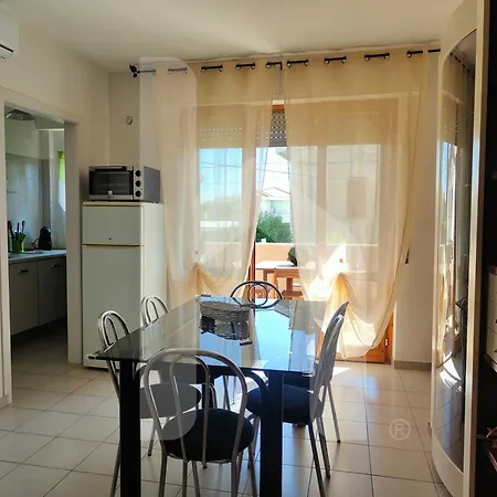 Homiday - Residenza Ingrid * Scerne